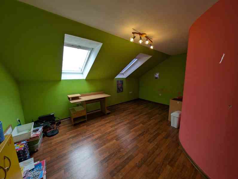 Prodej domu 5+1, obytná plocha 140 m², pozemek 215 m² - foto 35