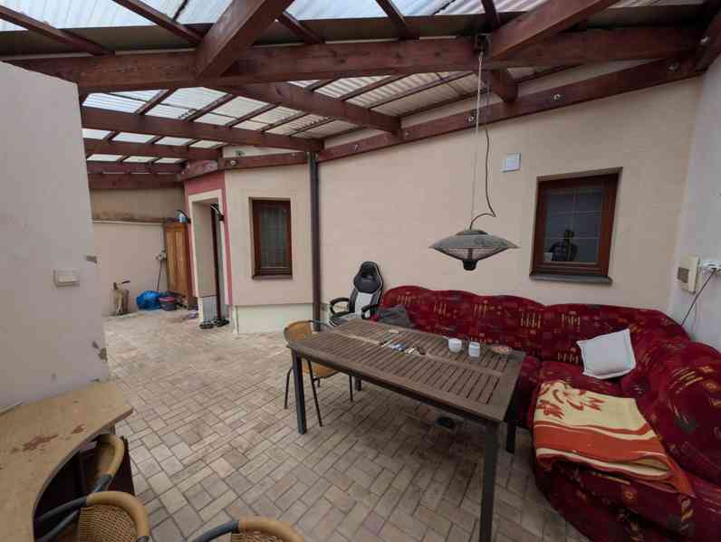 Prodej domu 5+1, obytná plocha 140 m², pozemek 215 m² - foto 21