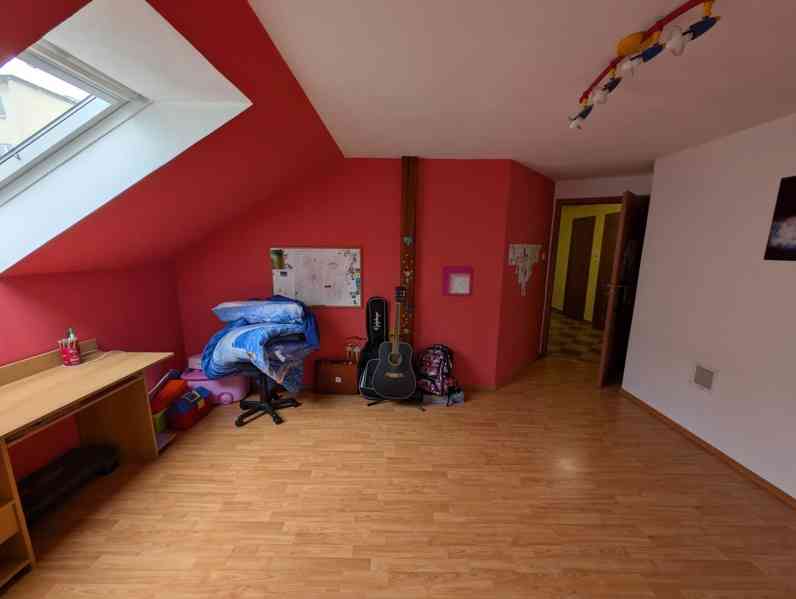 Prodej domu 5+1, obytná plocha 140 m², pozemek 215 m² - foto 33
