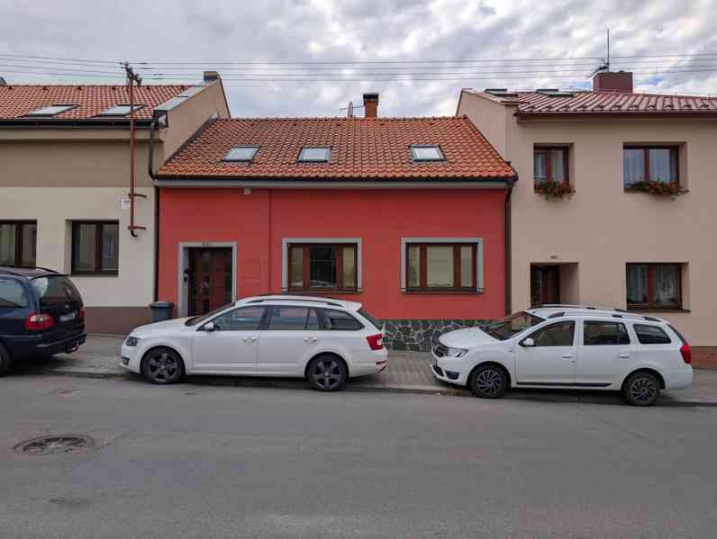 Prodej domu 5+1, obytná plocha 140 m², pozemek 215 m²