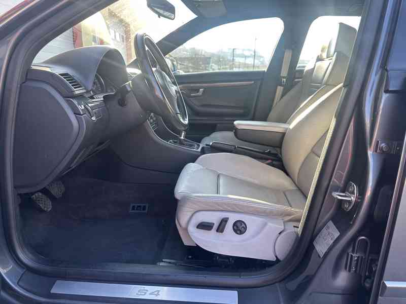 Audi S4 4.2 V8 344PS/Quattro/Manuál/1MAJ/94tisKM - foto 9