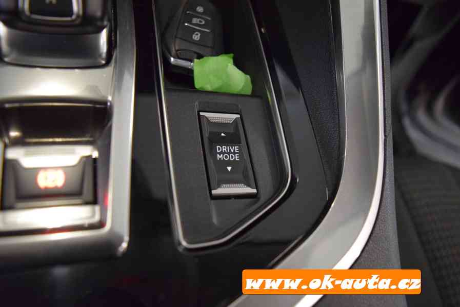 Peugeot 3008 1.5 BHDI AUTOMAT ACTIVE PACK 2022-DPH - foto 14