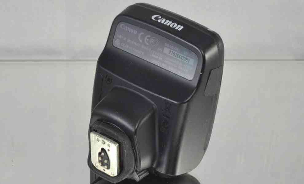 Canon Speedlite Transmitter ST-E3-RT - foto 6