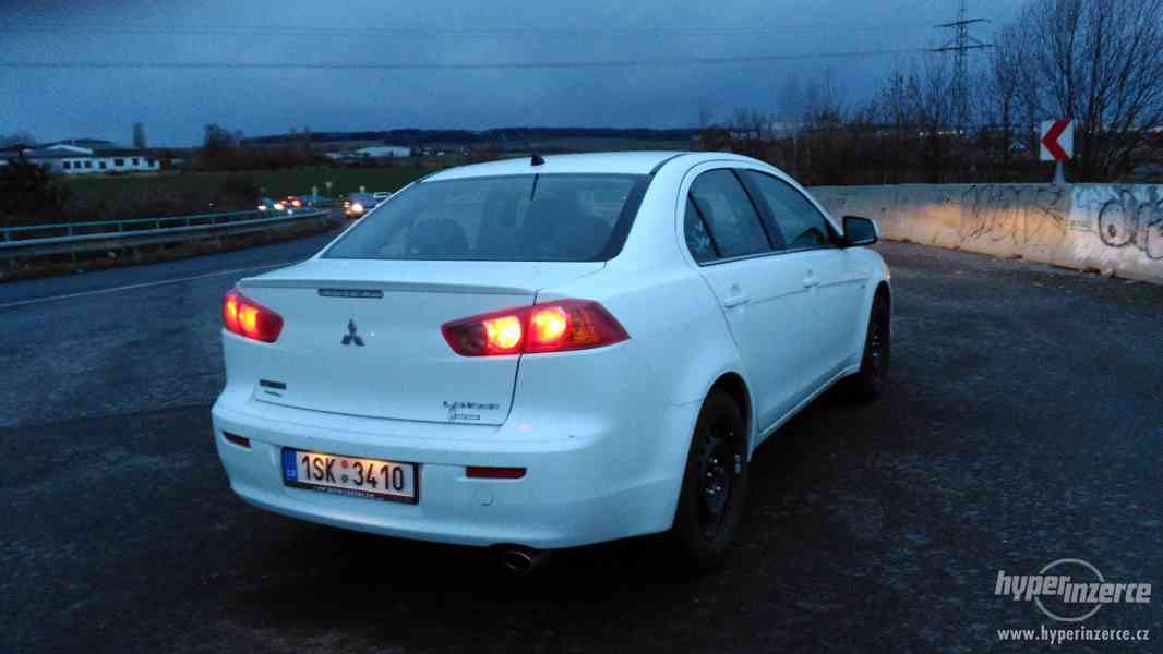 Mitsubishi Lancer 1.8 MIVEC - foto 3