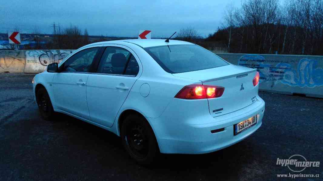 Mitsubishi Lancer 1.8 MIVEC - foto 4