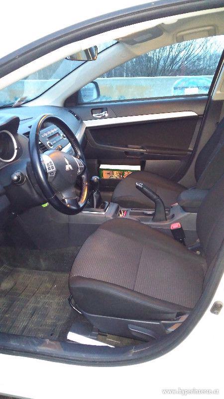 Mitsubishi Lancer 1.8 MIVEC - foto 7