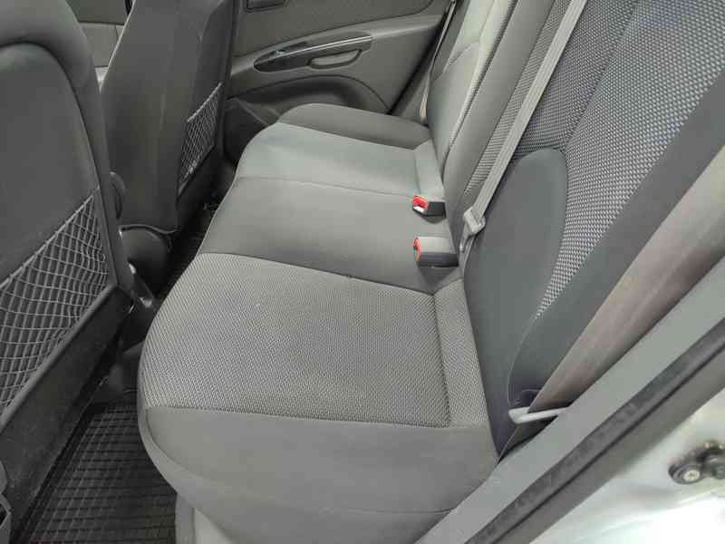 Kia Rio, 2011, 120 000 km - foto 9