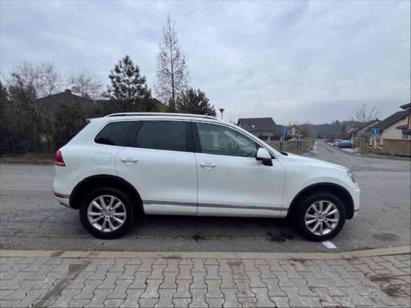 Volkswagen Touareg 3,0 V6  TDI BMT 8TT  193kW - foto 4