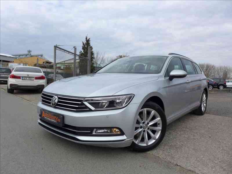 Volkswagen Passat 2,0 TDI 110KW NAVI 1.MAJITEL - foto 1