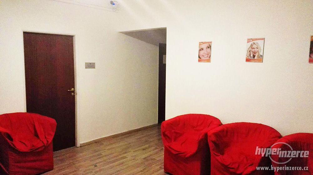 Prodej zubní ordinace Praha 3 - snížená cena - foto 5