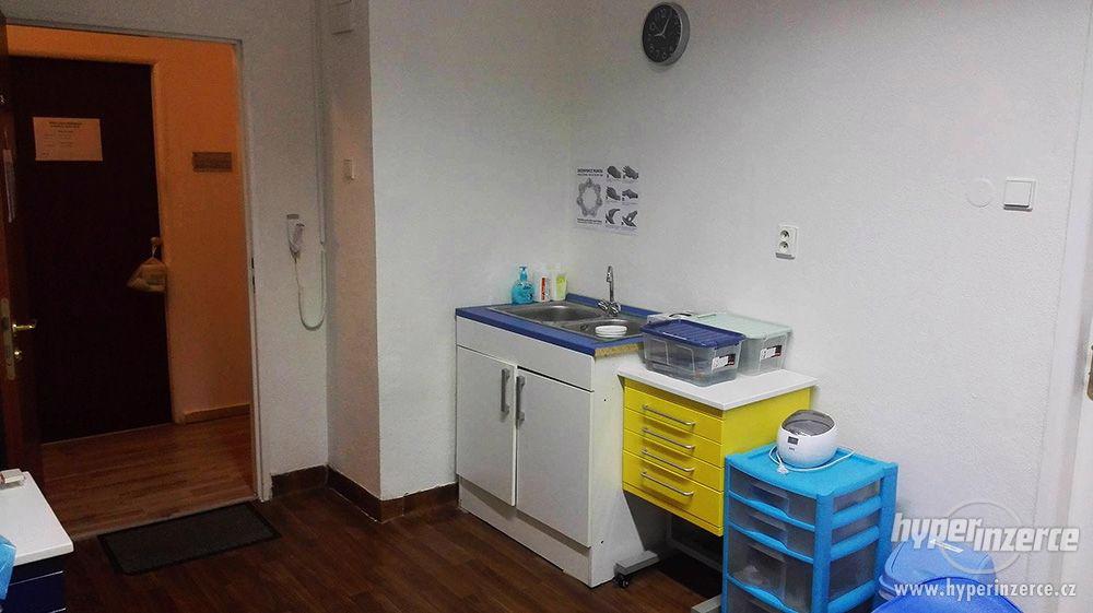 Prodej zubní ordinace Praha 3 - snížená cena - foto 6