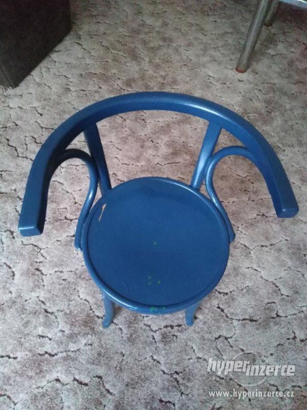 Modrá židle THONET - foto 3