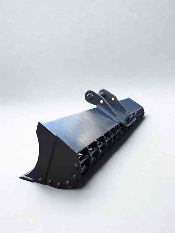 Prolamovaná svahová lopata 250cm 10-14t - foto 5