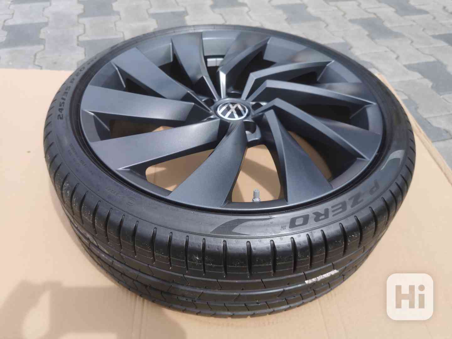 Nová kola VW Arteon ET 40 20 Rosario pneu Pirelli 245x35 R20 - foto 1
