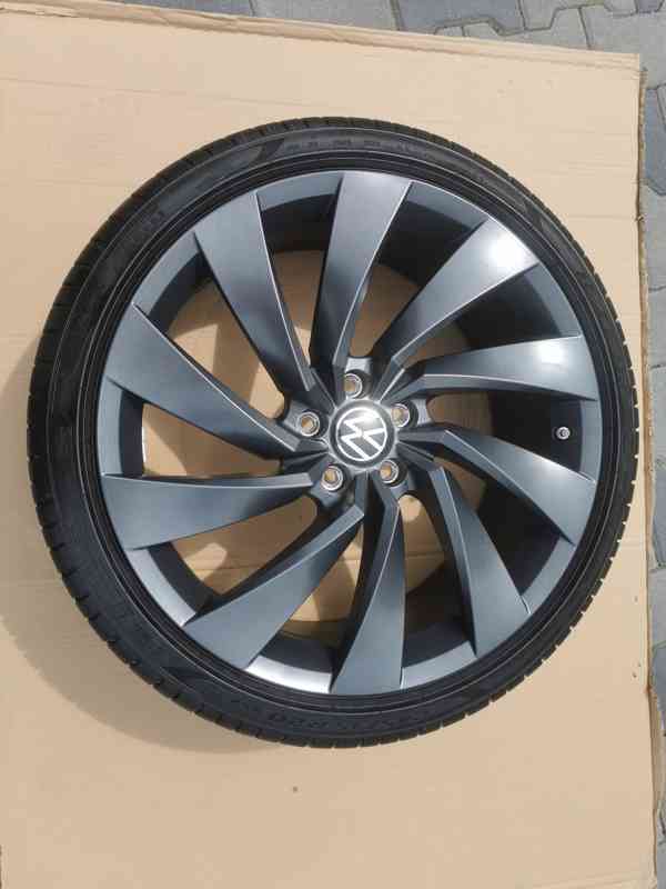 Nová kola VW Arteon ET 40 20 Rosario pneu Pirelli 245x35 R20 - foto 4