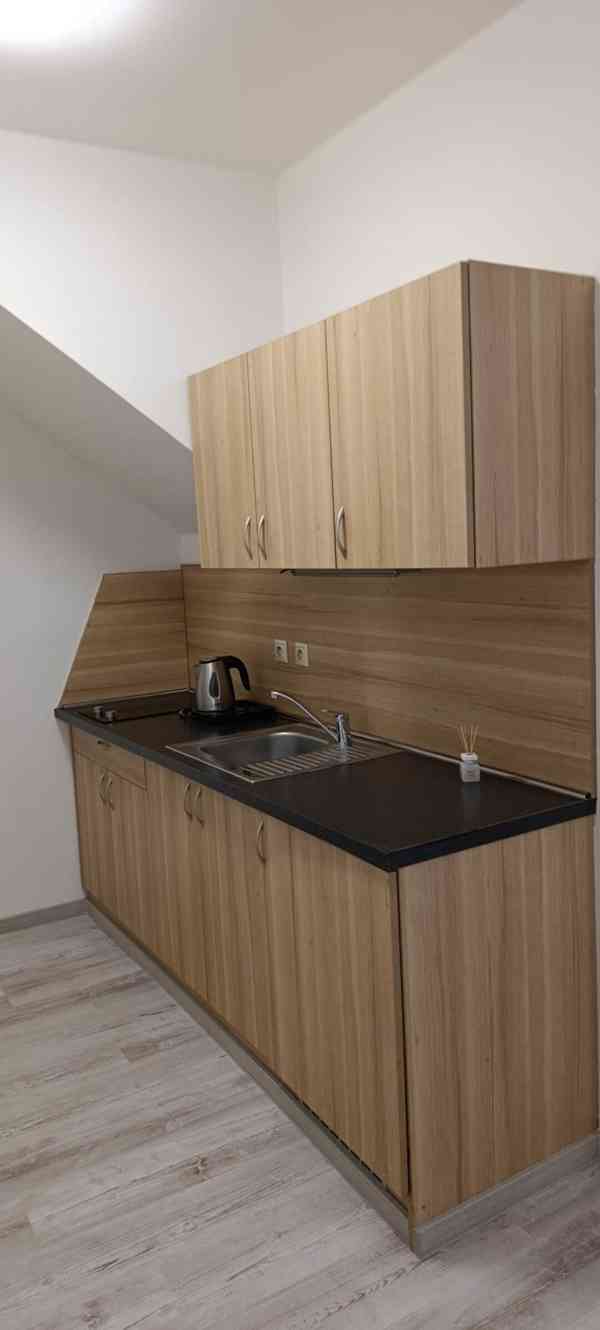 Pronájem klimatizované ubytovací jednotky (80 m²), Praha 5 - foto 5