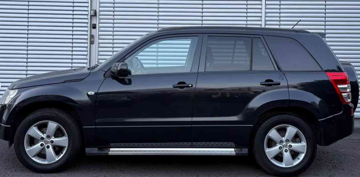 Suzuki Grand Vitara 2.0i Club benzín 103kw - foto 10