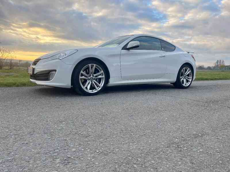 Hyundai Genesis Coupé - foto 2