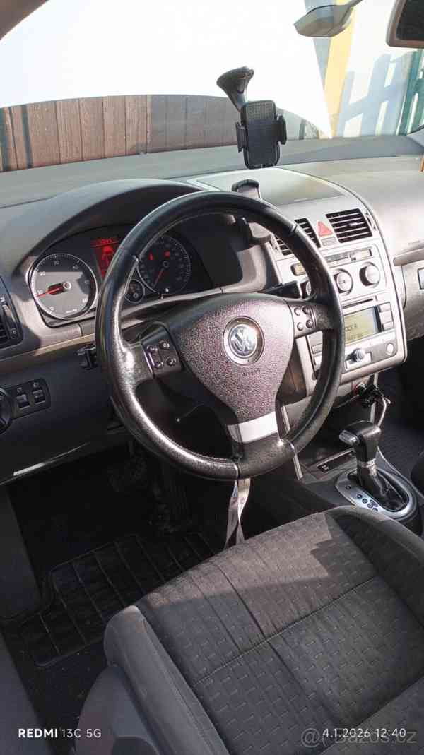 Volkswagen Touran 1,9 TDI DSG nová STK - foto 6