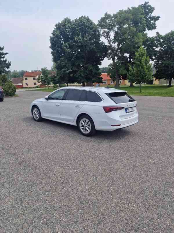 Škoda Octavia 2,0   TDI First Edition Matrix - foto 5