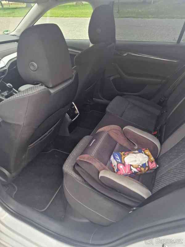 Škoda Octavia 2,0   TDI First Edition Matrix - foto 15