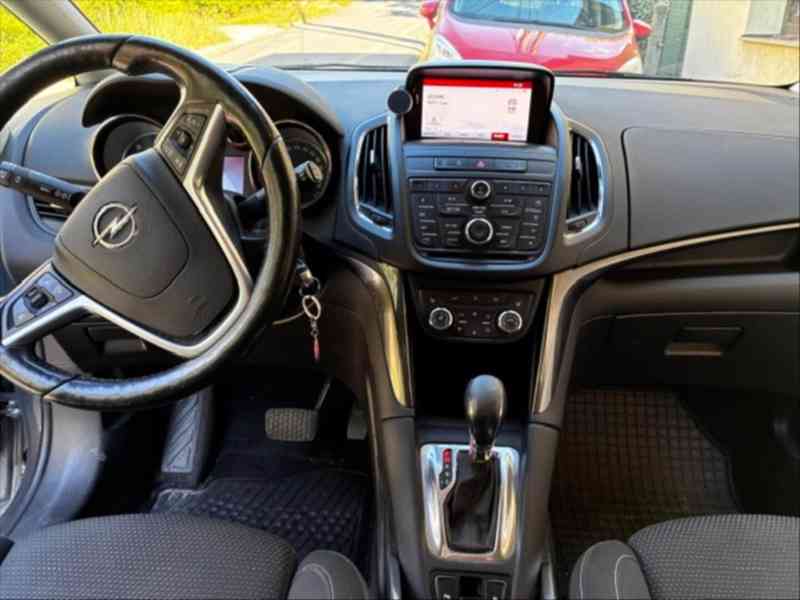Opel Zafira 1,9   CDTI 125 kW AUTOMAT - foto 13