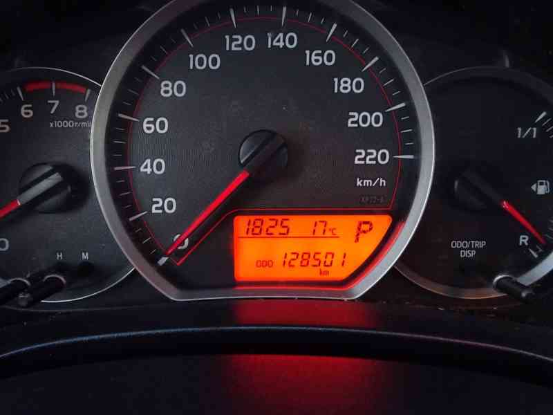 Toyota Yaris 1,33i Sport Edition Aut. benzín 73kw - foto 14