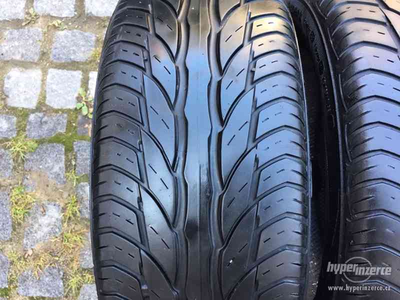 195 50 15 R15 letní pneumatiky Uniroyal RainExpert - foto 2