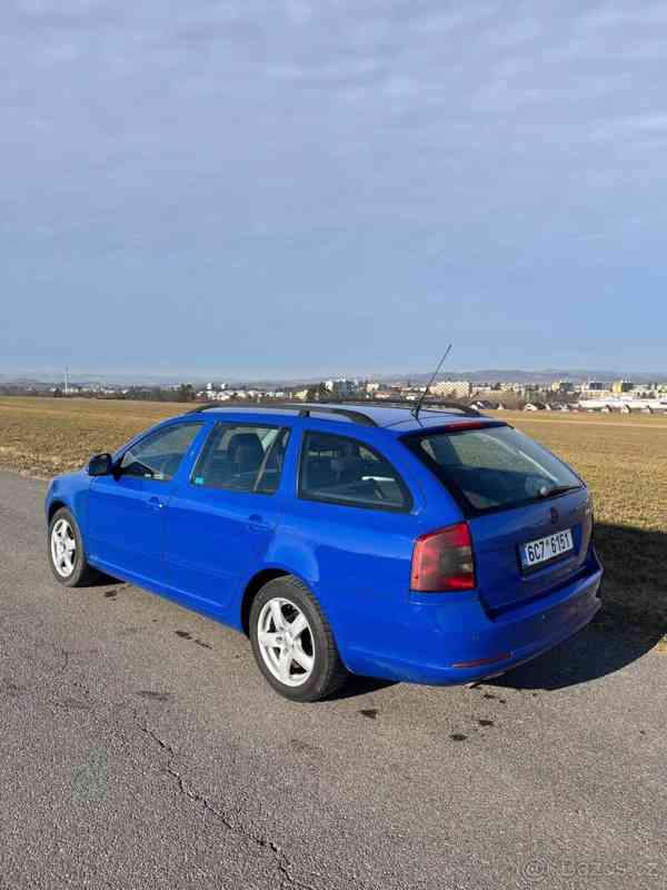 Škoda Octavia 1,6   ll - foto 9