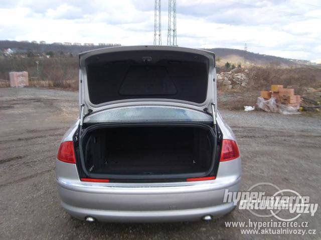 Audi A8 3.0, nafta, automat, vyrobeno 2004, navigace, kůže - foto 6