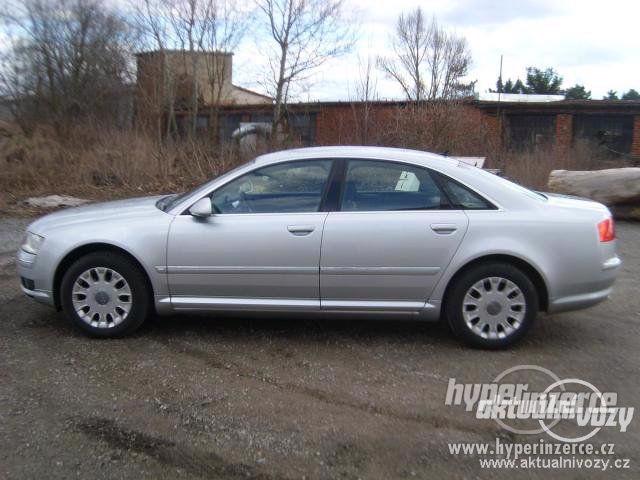 Audi A8 3.0, nafta, automat, vyrobeno 2004, navigace, kůže - foto 7