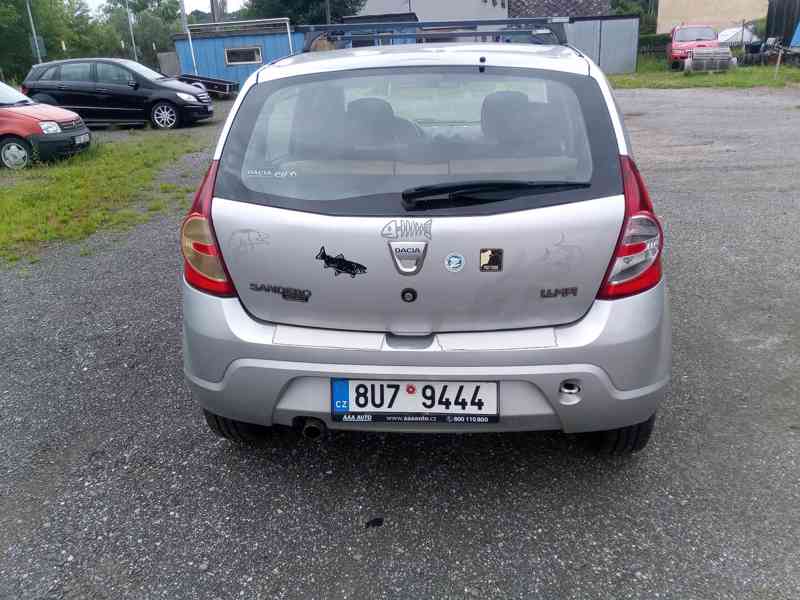 Dacia Sandero 1.4 MPi - foto 6
