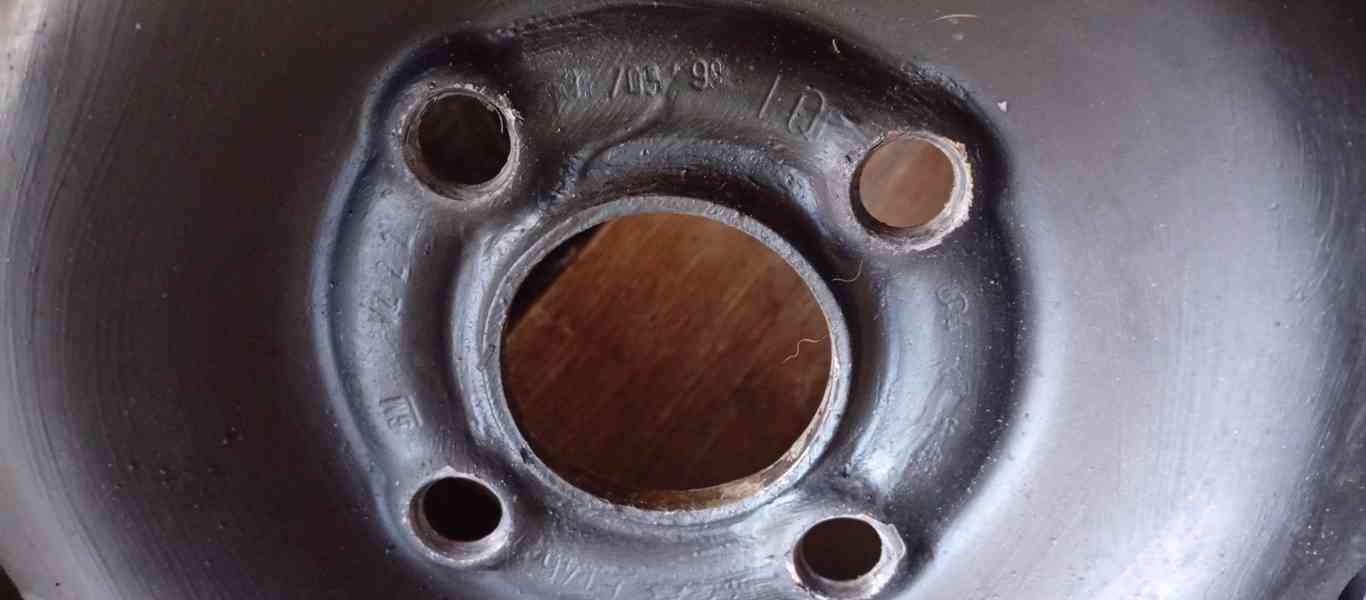 ORIGO OCELOVÉ DISKY 4x100 + ZIMNÍ 90% pneu 175/70R13+POKLICE - foto 3