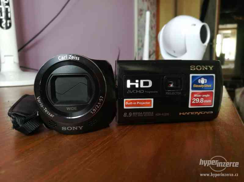 Kamera Sony HDR-PJ220E - foto 5