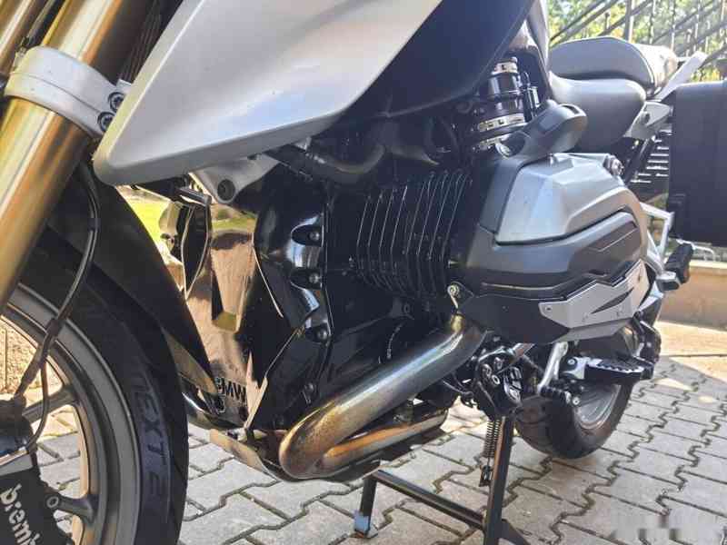 BMW R 1200 GS LC - ABS, ASC, DYNAMIC ESA, VYHŘÍVANÉ RUKOJETI - foto 10