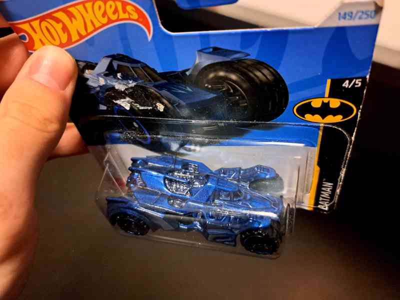 Limitované Batman Hot Wheels 2ks - foto 3