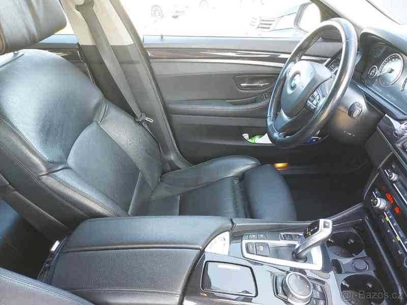 BMW Řada 5 2,5 AUTOMAT 160kW – 2014, Kůže - foto 10