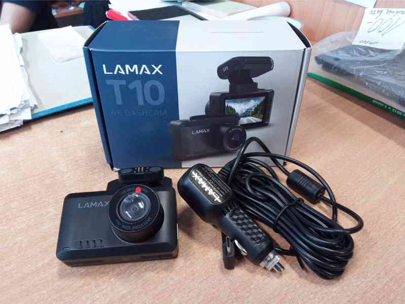 Autokamera Lamax T10 4K GPS (s hlášením radarů) - foto 1