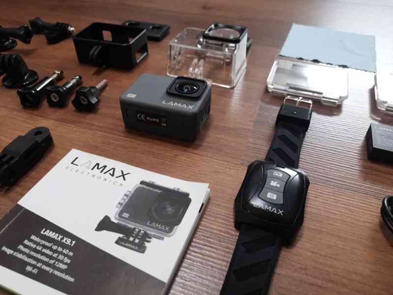 Akční kamera Lamax X9.1 + příslušenství - foto 5