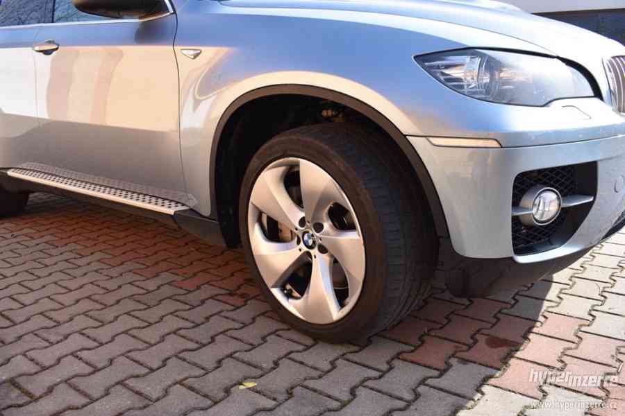 BMW X6 – KOMBI, 300kW, hybrid 4.4 - foto 11