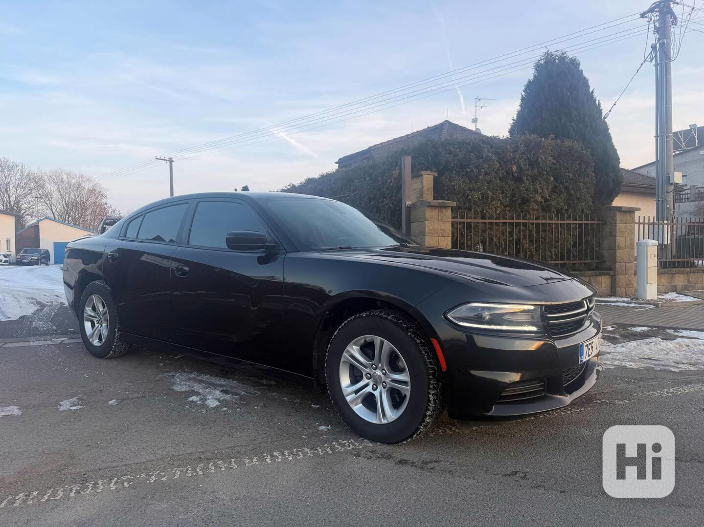 Dodge Charger 3,6 RWD Facelift 2015  - foto 1
