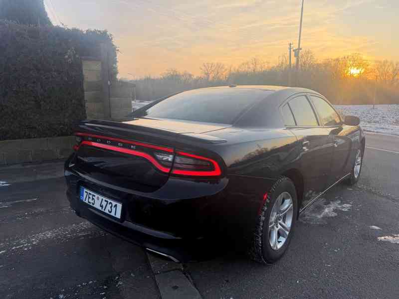 Dodge Charger 3,6 RWD Facelift 2015  - foto 4