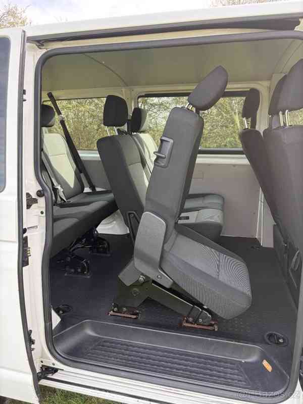 Volkswagen Transporter 2,0   T6 TDI DSG / 9 míst / 2017 - foto 12