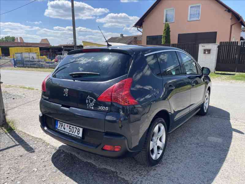 Peugeot 3008 1,6 i PANORAMA,PDC,ALU - foto 3