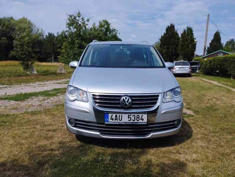 Volkswagen Touran 2,0   TDI 103 kW DSG facelift - foto 9