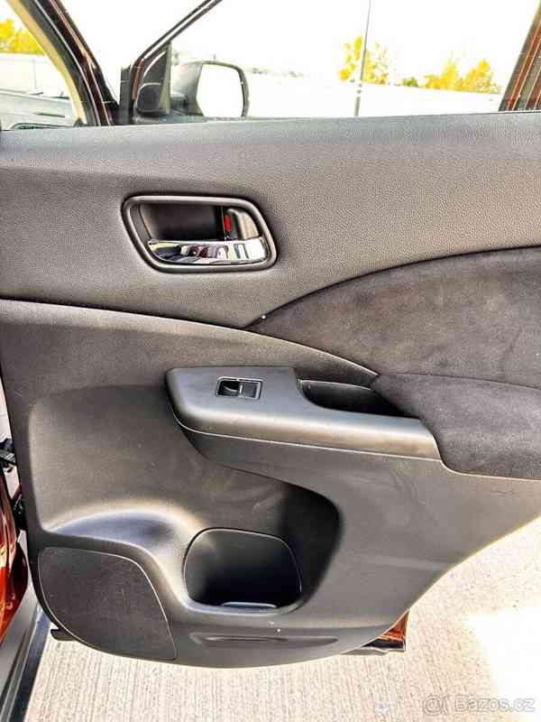 Honda CR-V 2,2   i-DTEC 4x4 - foto 16