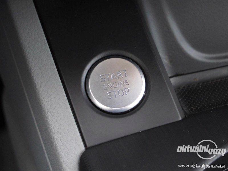 Audi A4 2.0, nafta, rok 2016, kůže - foto 22