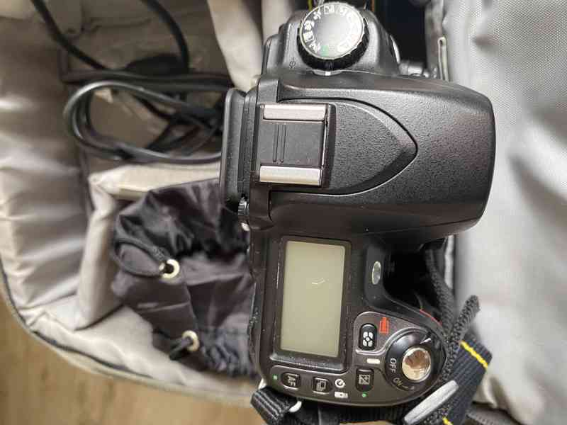 Nikon D80 - foto 2