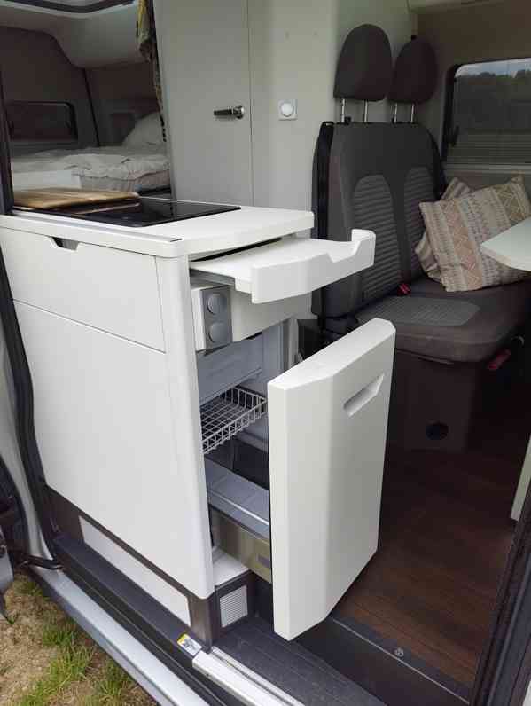 Volkswagen Grand California, 600 2024/ ČR/ Solar/ Off-grid - foto 15