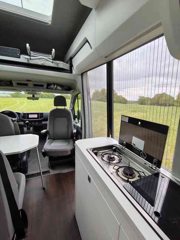Volkswagen Grand California, 600 2024/ ČR/ Solar/ Off-grid - foto 3